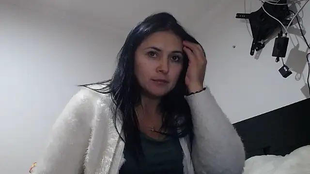 princehermosa44 online show from 11.30.25