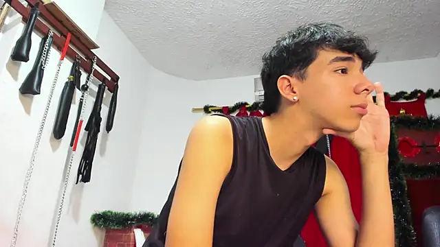 Harry LatinBoy online show from 12.06.24