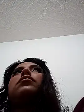 Naomy veracruz  online show from 12.21.25