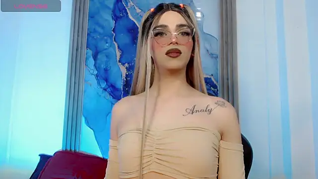 Snapshot of Alessa_mullen chatting on 10.25.25 Alessa mullen online show from 10.25.25