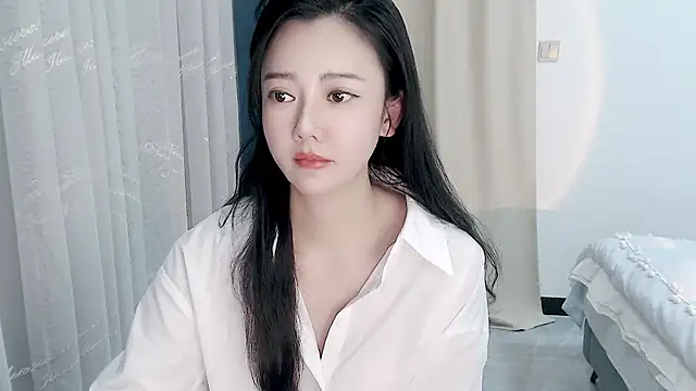 zoe-keke online show from 02.20.25