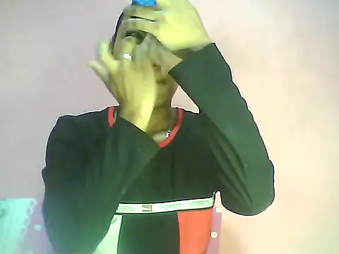 Fariana01 online show from 12.13.24