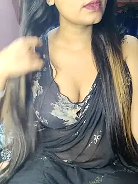 Snapshot of SANIYA-89 chatting on 11.15.25 SANIYA-89 online show from 11.15.25