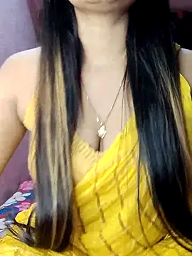 Snapshot of SANIYA-89 chatting on 11.23.25 SANIYA-89 online show from 11.23.25
