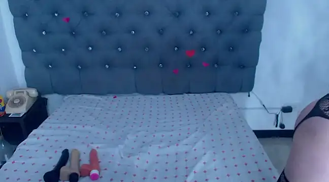 Snapshot of XxMiaSexxyHotxX chatting on 03.01.25 XxMiaSexxyHotxX online show from 03.01.25