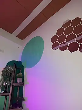 Snapshot of LollaByer chatting on 11.09.25 LollaByer online show from 11.09.25