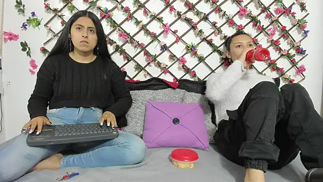 thedream girls online show from 02.13.25