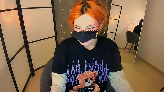 Kleo Godde online show from 01.25.25