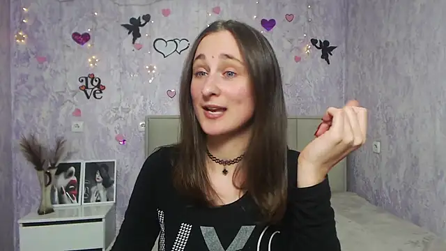 MichelLeee online show from 02.05.25