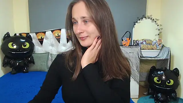 MichelLeee online show from 10.22.25