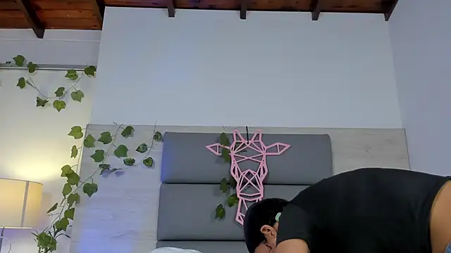 Snapshot of AshleyHill2 chatting on 11.26.25 AshleyHill2 online show from 11.26.25