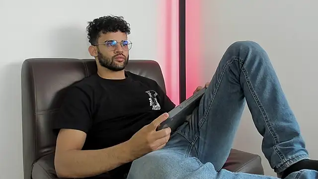 andrewChris  online show from 09.16.25