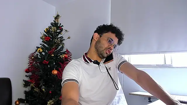 andrewChris  online show from 12.02.25