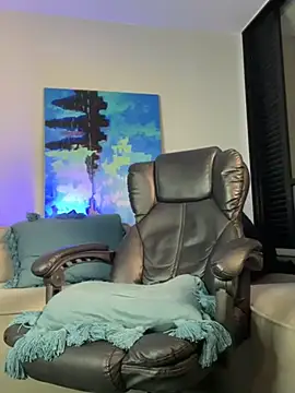 DimitriSullivan  online show from 12.28.24