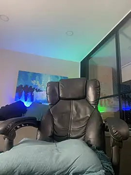 DimitriSullivan  online show from 01.19.25