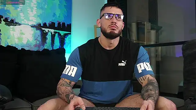 DimitriSullivan  online show from 01.30.25