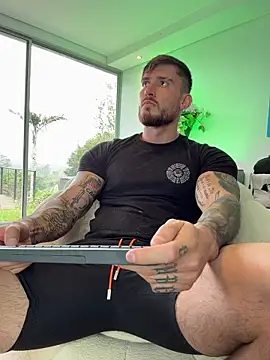 DimitriSullivan  online show from 11.20.25