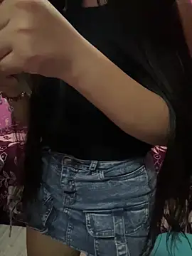 Velyn 18 online show from 12.17.25