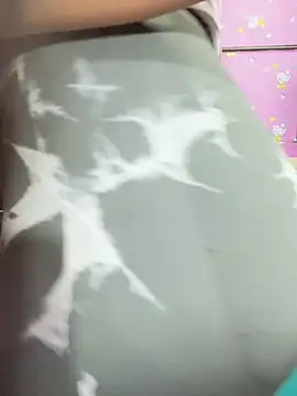 Velyn 18 online show from 02.28.26