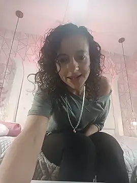 AriannaRussell  online show from 05.17.26