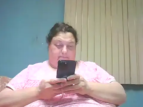 Honeybee2025 online show from 01.04.25