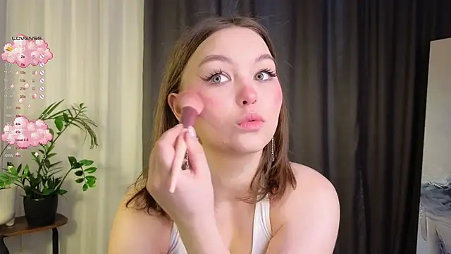 Snapshot of GwendolynFinch chatting on 03.12.25 GwendolynFinch online show from 03.12.25