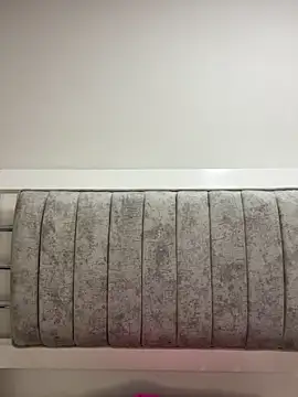 Snapshot of Leyna_Kenet chatting on 01.21.25 Leyna Kenet online show from 01.21.25