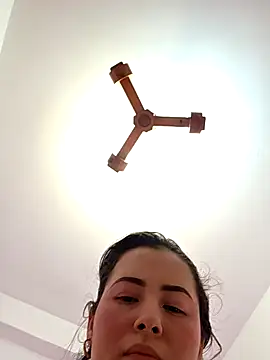 NeredaXxx online show from 11.28.25