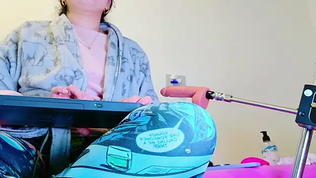 NeredaXxx online show from 02.14.26