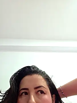 NeredaXxx online show from 04.15.26