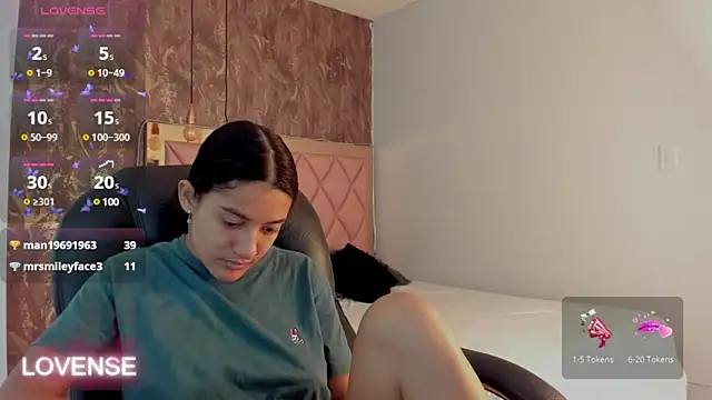 SKYLERWHIITEE online show from 02.07.25