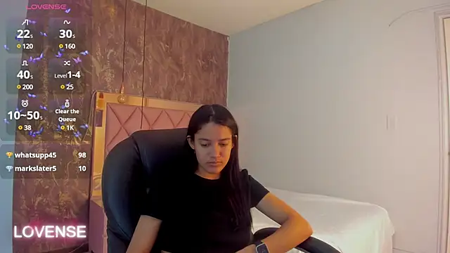 SKYLERWHIITEE online show from 02.09.25