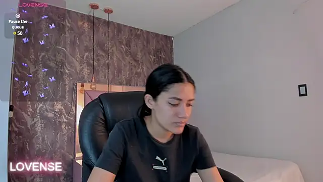 SKYLERWHIITEE online show from 03.15.25