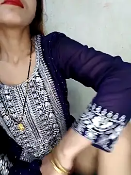 xpihu online show from 11.04.25