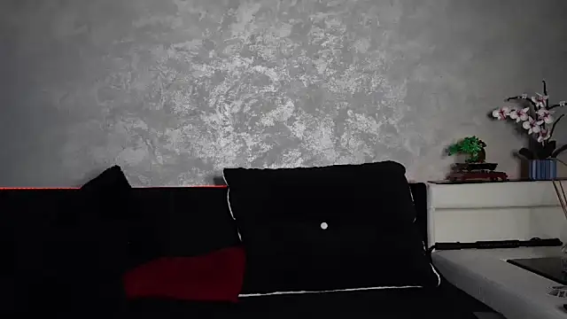 SquirtyFit Devil online show from 03.18.25