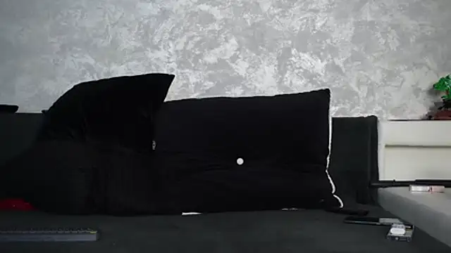 SquirtyFit Devil online show from 10.30.25