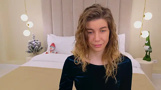 VikkiStorm online show from 12.29.24