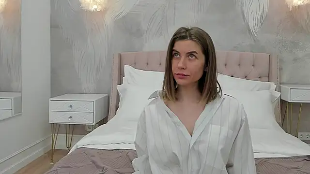 VikkiStorm online show from 01.23.25