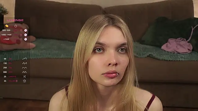 Snapshot of HildGalen chatting on 12.10.24 HildGalen online show from 12.10.24