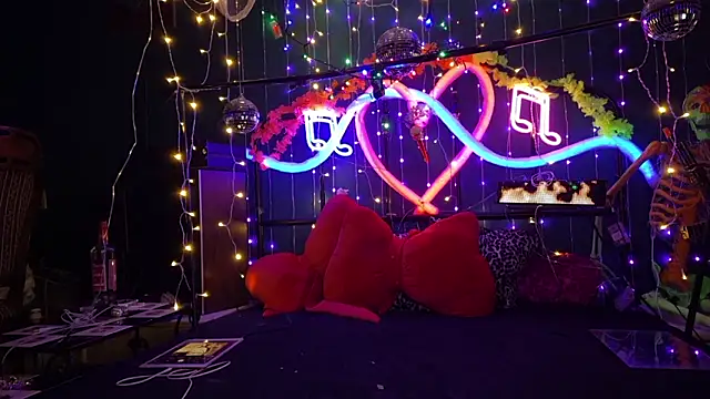 Snapshot of anonymouszN chatting on 02.12.26 anonymouszN online show from 02.12.26