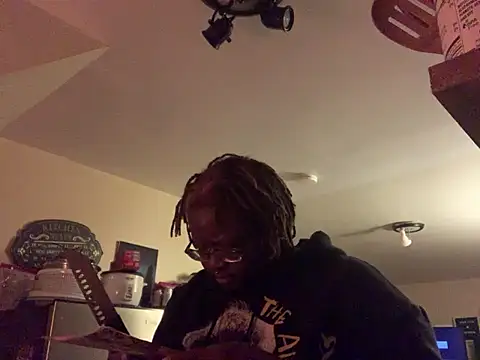 Snapshot of BigKittyRaven chatting on 12.09.24 BigKittyRaven online show from 12.09.24