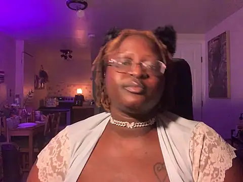 Snapshot of BigKittyRaven chatting on 12.10.24 BigKittyRaven online show from 12.10.24