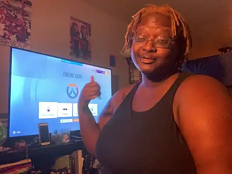 Snapshot of BigKittyRaven chatting on 12.27.24 BigKittyRaven online show from 12.27.24