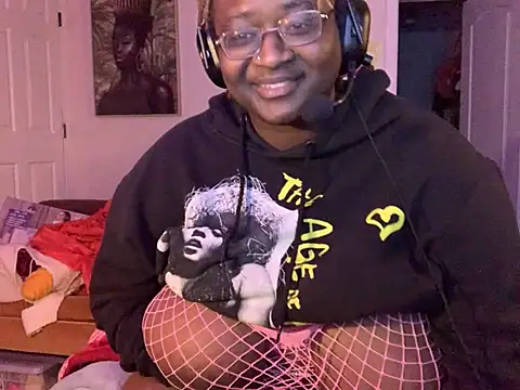 Snapshot of BigKittyRaven chatting on 02.15.25 BigKittyRaven online show from 02.15.25