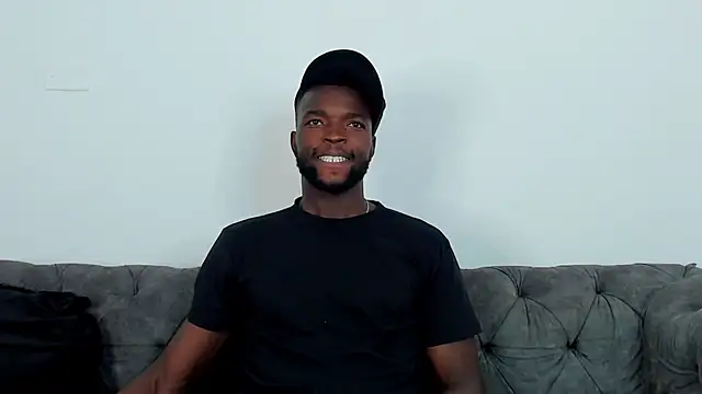 Snapshot of Dylan_Taylor chatting on 10.15.25 Dylan Taylor online show from 10.15.25