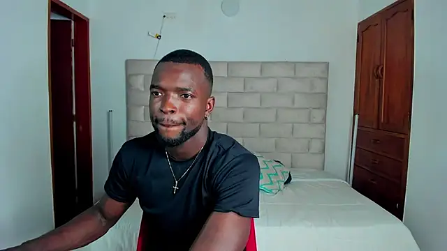 Snapshot of Dylan_Taylor chatting on 12.14.25 Dylan Taylor online show from 12.14.25