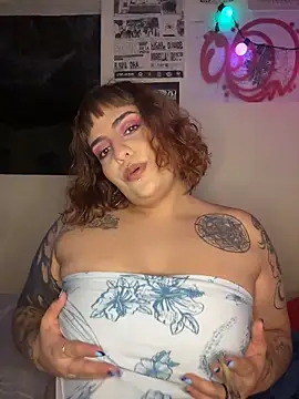 Snapshot of name_less_lulu chatting on 02.13.26 name less lulu online show from 02.13.26