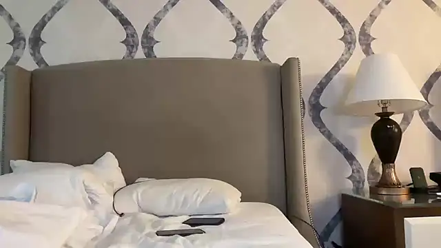 Snapshot of skarfosbabes69 chatting on 01.14.25 skarfosbabes69 online show from 01.14.25