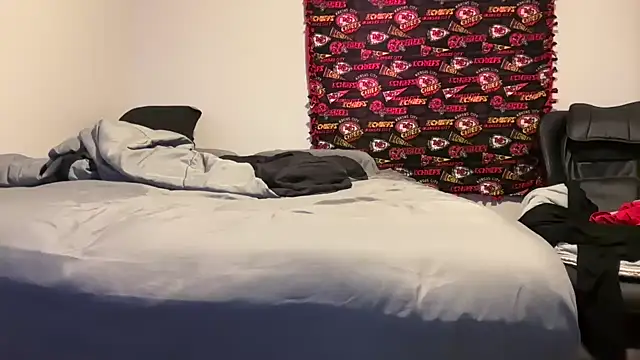 Snapshot of skarfosbabes69 chatting on 02.16.25 skarfosbabes69 online show from 02.16.25