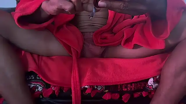 Snapshot of skarfosbabes69 chatting on 09.08.25 skarfosbabes69 online show from 09.08.25